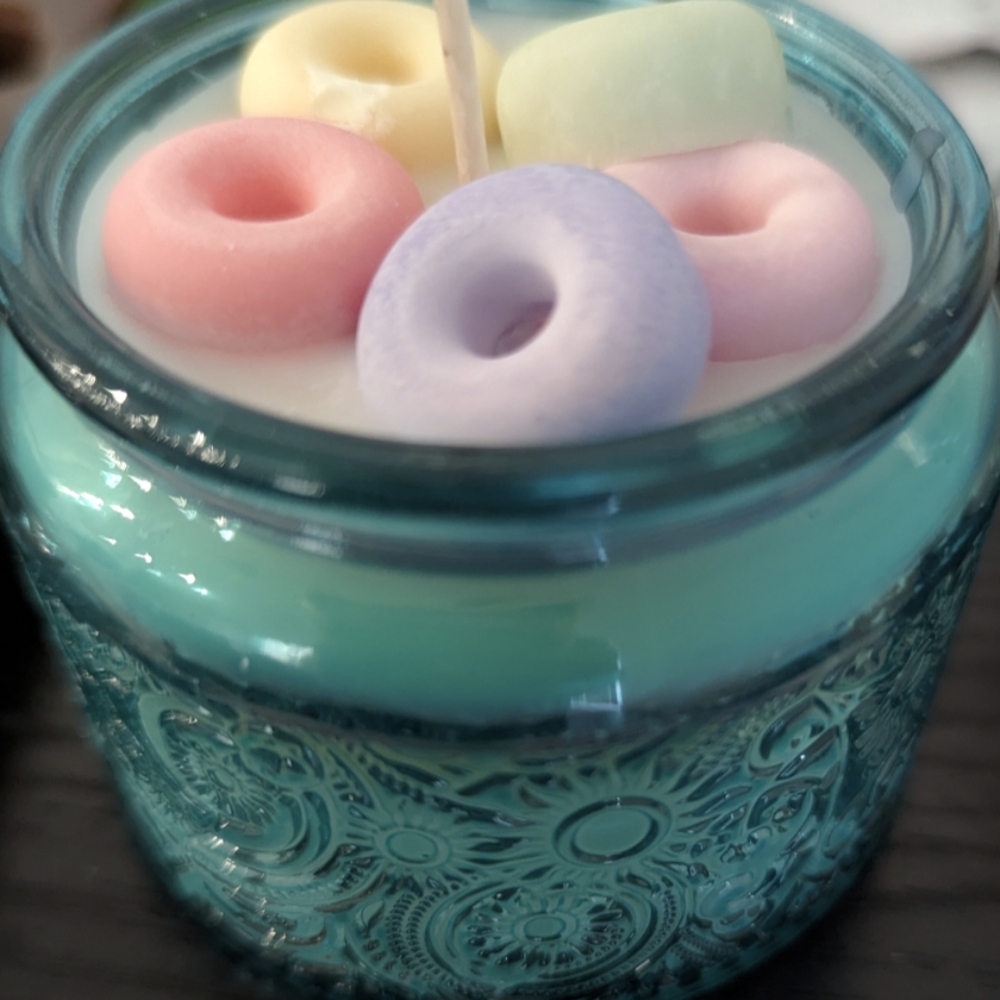Handmade Candles and Wax Melts - Picture 6 of 9
